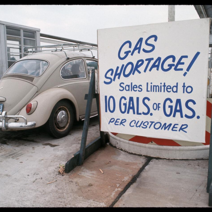 🚗 Automotive Culture: The Oil Crisis