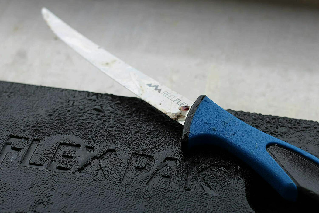 6" Fish FILLETING KNIFE, Fishing Bait with Floating Case and Safety Clip Belt