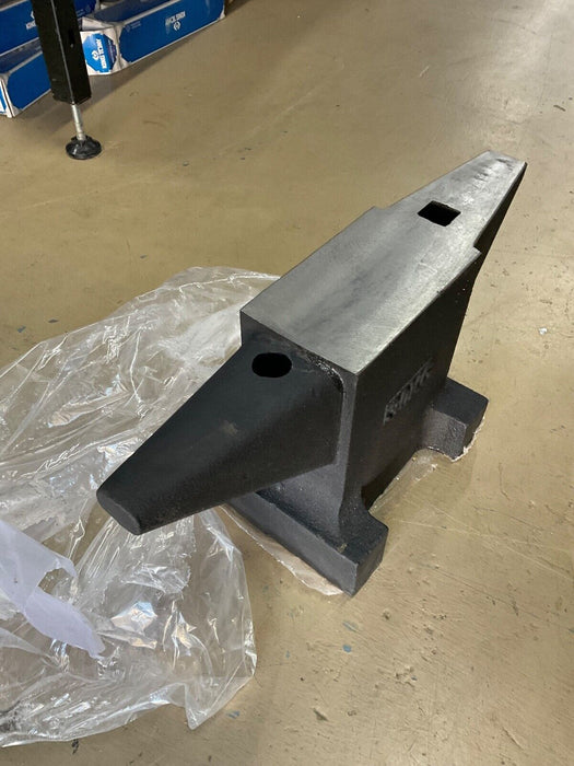 Force pro Heavy Duty Steel Anvil 10/30 Steel W/ Round &amp Metal Work Cast Steel