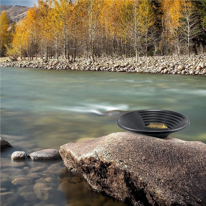 Gold Pan 39 cm Plastic Gem Fossicking Panning Prospecting Detector