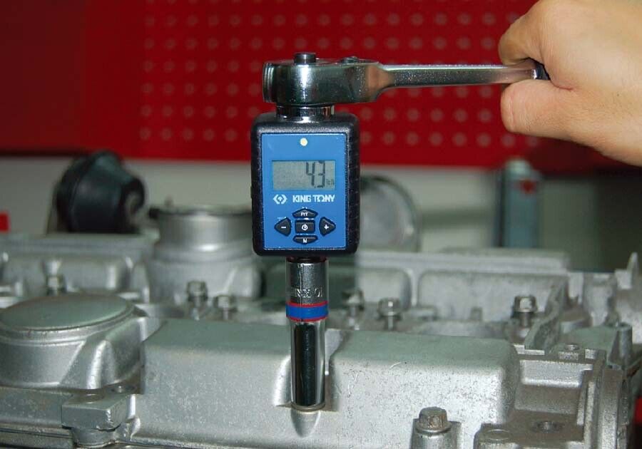KING TONY  1/2" Dr Digital Torque adapter w/- 40~200 N‧m Made in Taiwan