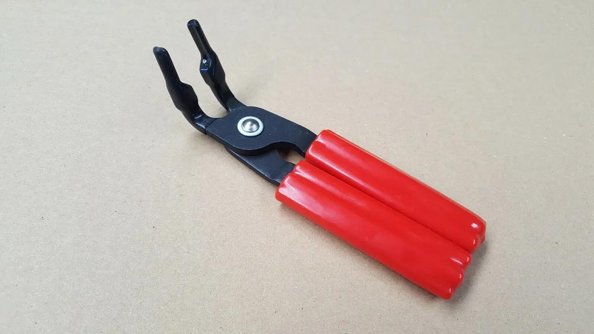 T&E Tools 90° Bosch Relay Remover & Installer Pliers Made in Taiwan 3535